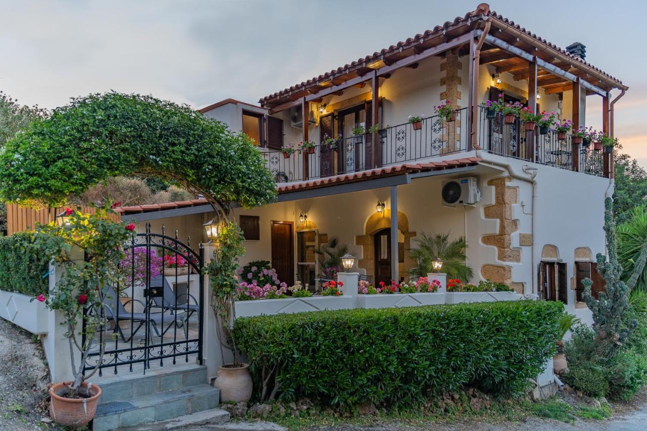 Villa Areti - Traditional Cozy Villa Embrosneros Dış mekan fotoğraf