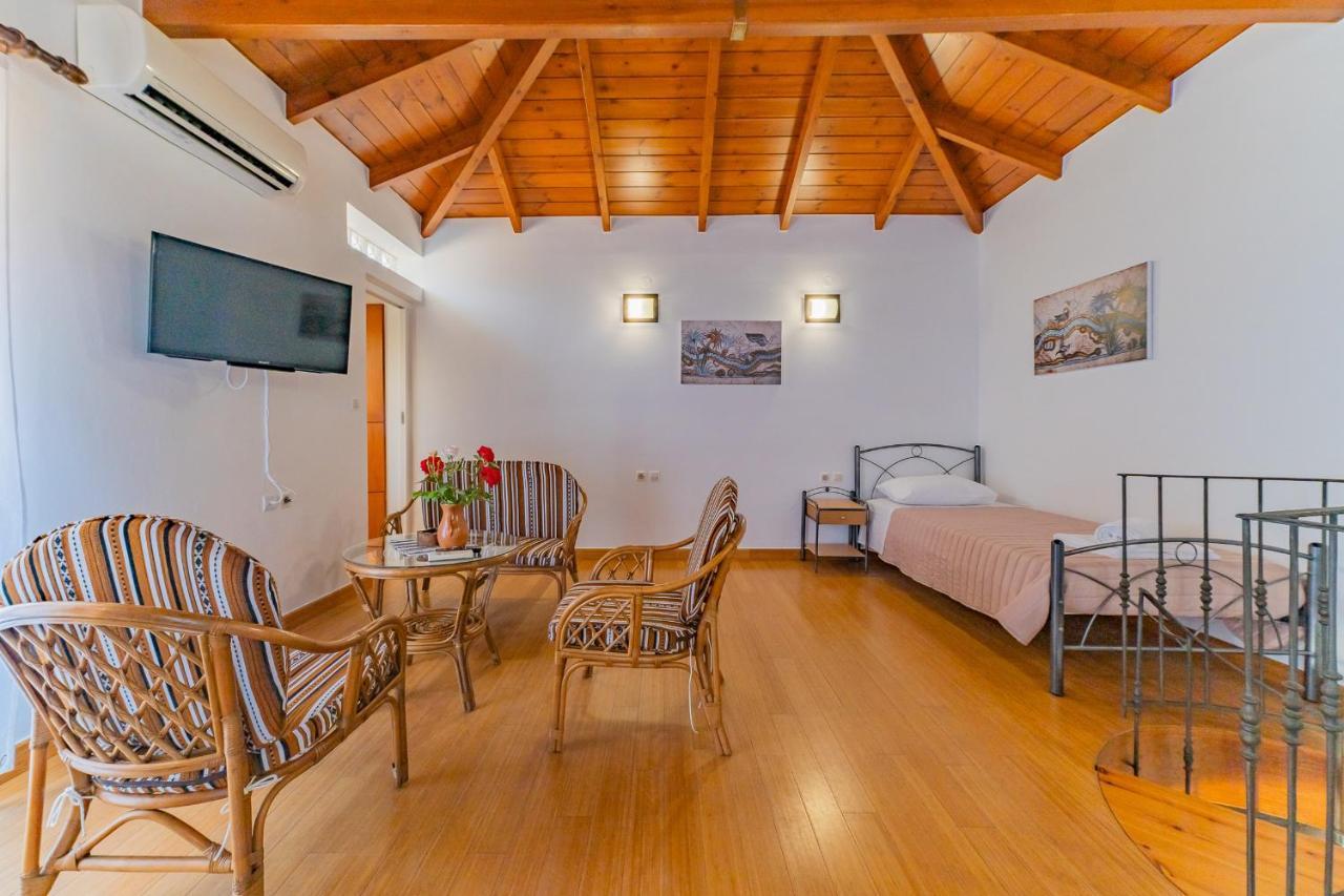 Villa Areti - Traditional Cozy Villa Embrosneros Dış mekan fotoğraf